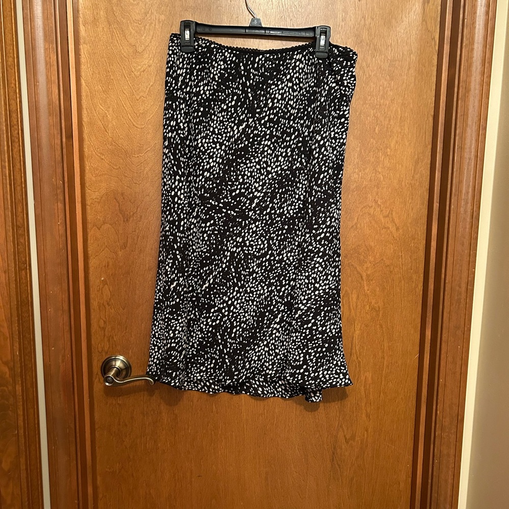 Max Studio polka dot black & white skirt with slip size L